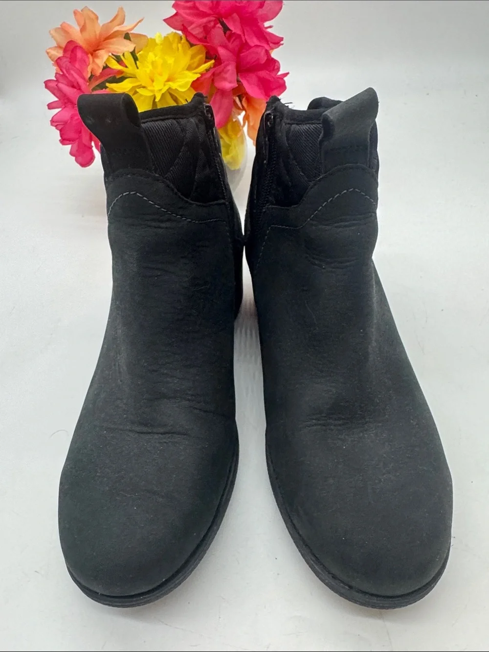 Merrell Black Leather Quilted-Collar Ankle Booties Size 9